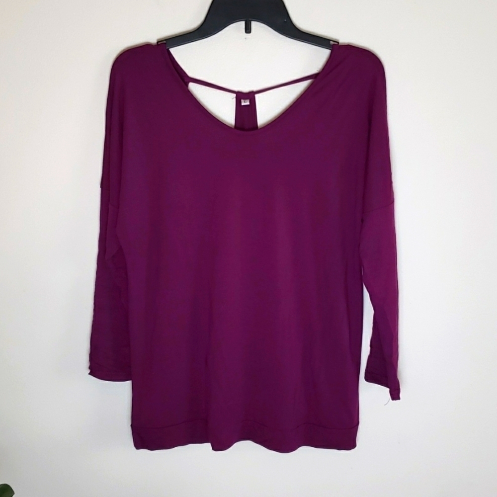 Amazon Brand long sleeve top, open back, t bar back, unique, purple. Sz Large